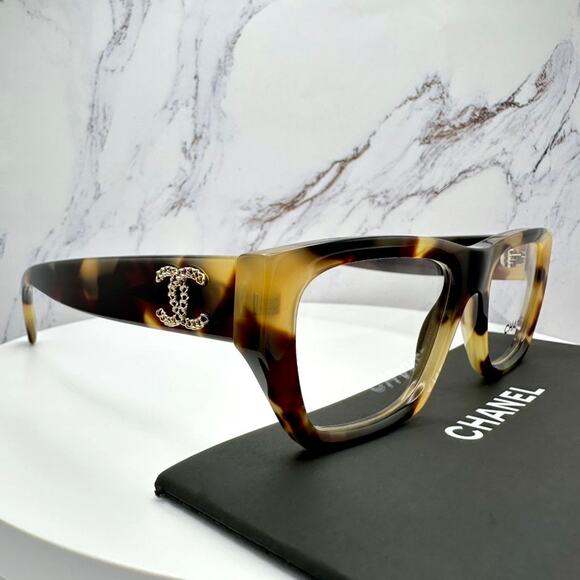New CHANEL Eyeglasses Brown Gold Chain CC Rectangle 52mm Rx-able - Picture 4 of 16